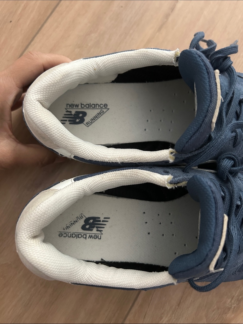 NWOT - NEW BALANCE Women’s 696 Running Sneaker in Blue Suede Leather - Picture 5 of 8